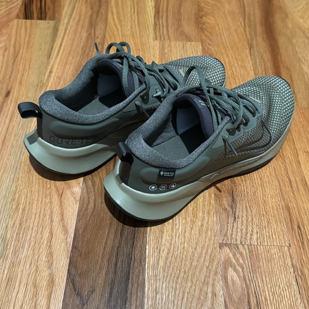 Nike Juniper Trail 2 Gore-Tex, size 8.5